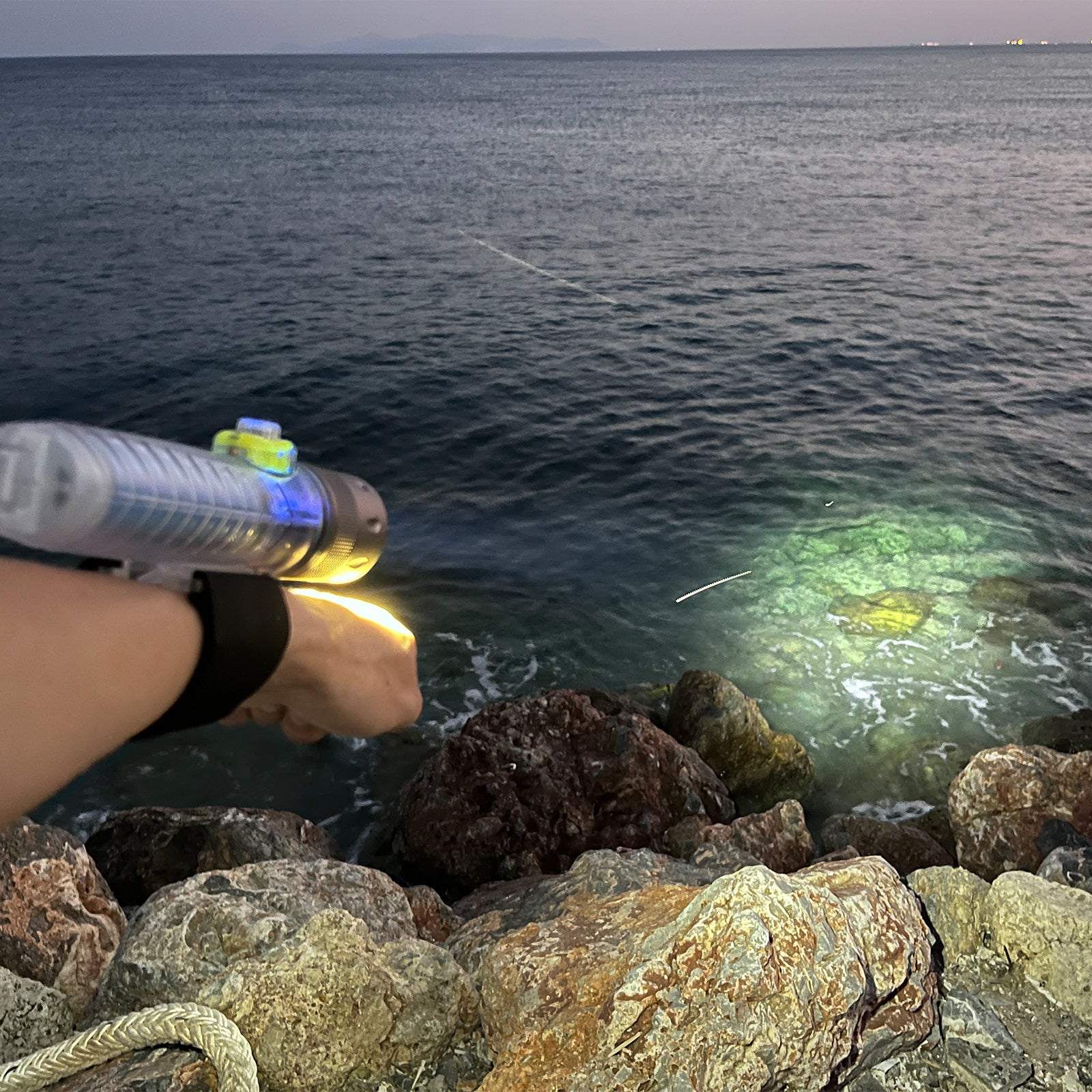 F16 Aqua All-in-One Diving Torch