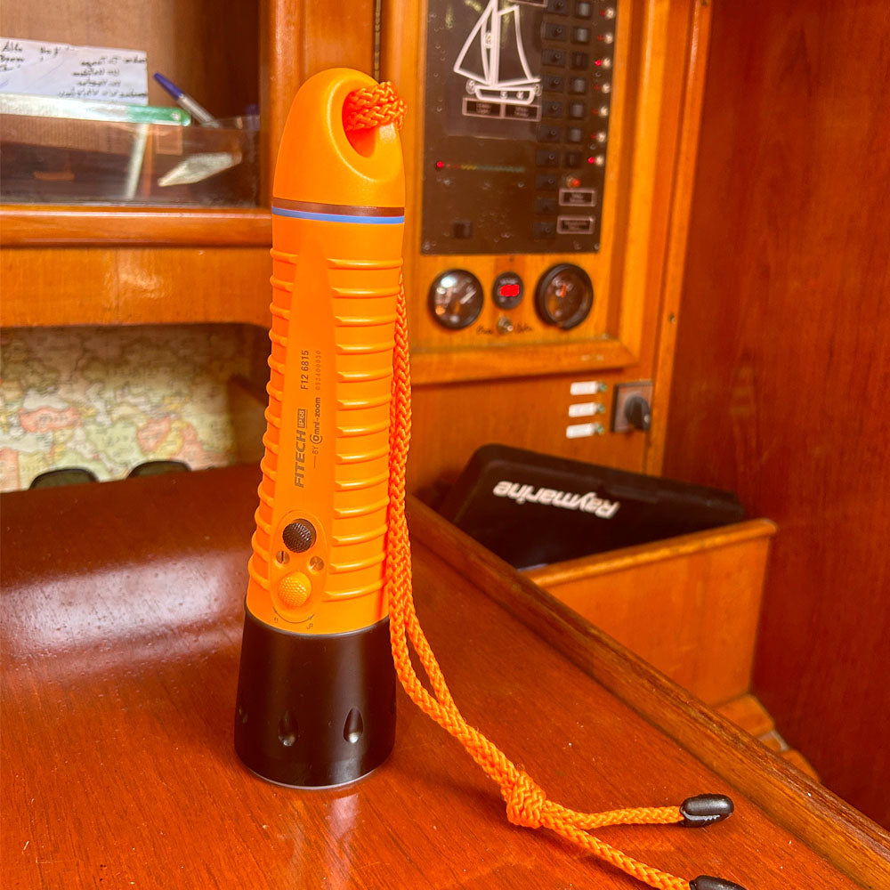 F12 6815   U-Search+ Rescue (SOS) Torch
